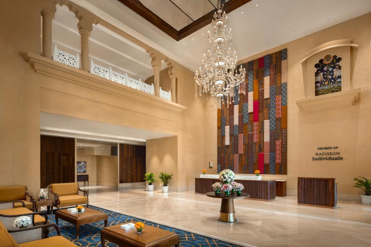 Uday Palace Navsari, A Member Of Radisson Individuals Экстерьер фото