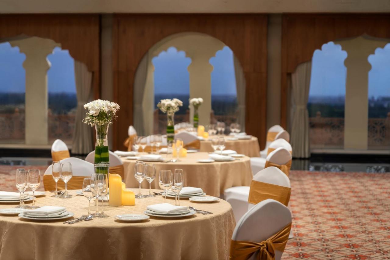 Uday Palace Navsari, A Member Of Radisson Individuals Экстерьер фото