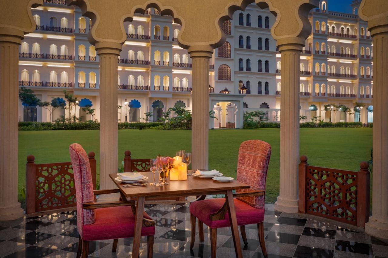 Uday Palace Navsari, A Member Of Radisson Individuals Экстерьер фото