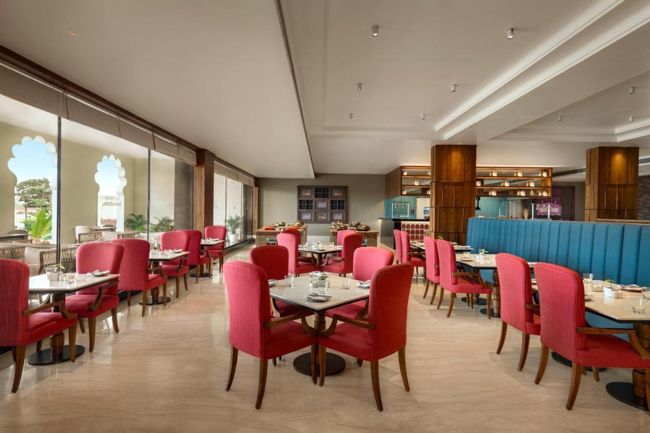 Uday Palace Navsari, A Member Of Radisson Individuals Экстерьер фото